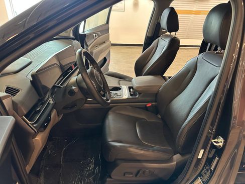 Used 2026 Kia Carnival FWD image 29
