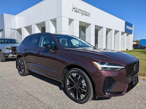 New 2026 Volvo XC60 B5 Ultra w/ Climate Package image 2