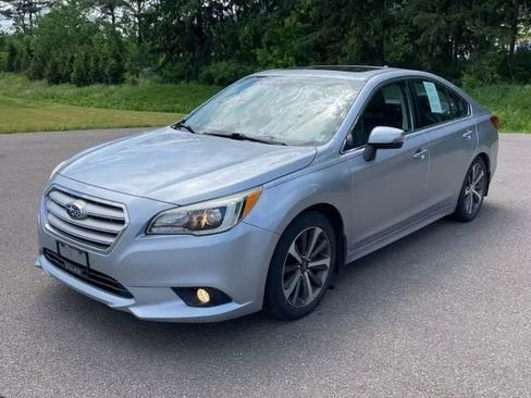 Used 2017 Subaru Legacy 2.5i Limited AWD/4WD image 1