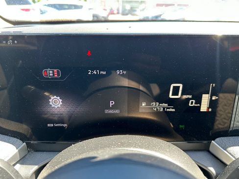 Used 2026 Nissan Kicks SV FWD image 28