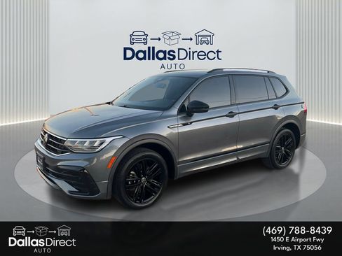 Used 2022 Volkswagen Tiguan SE R-Line image 1
