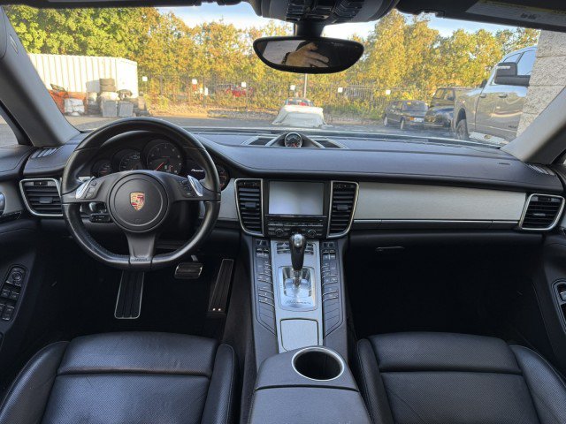 Used 2015 Porsche Panamera 4 AWD/4WD image 34