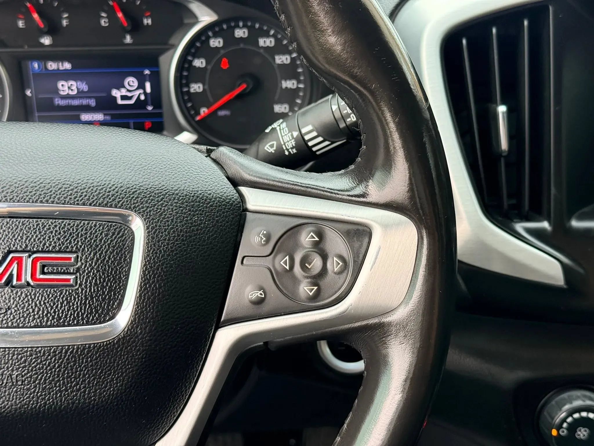 Used 2019 GMC Terrain SLE FWD image 19