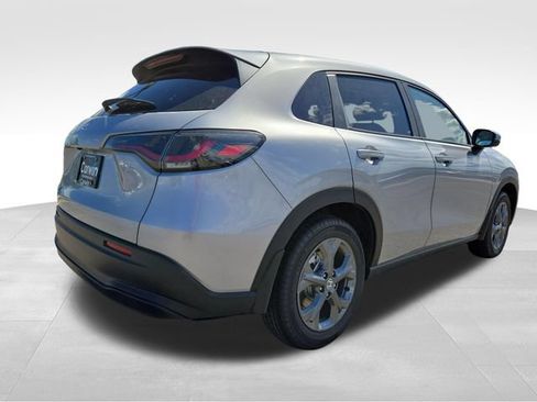 New 2027 Honda HR-V LX image 15