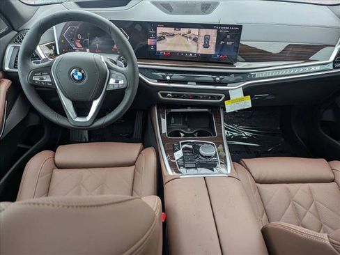 Used 2026 BMW X5 xDrive40i w/ Premium Package AWD/4WD image 16