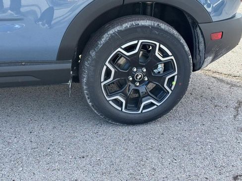 New 2025 Ford Bronco Sport Outer Banks w/ Outer Banks Tech Package+ AWD/4WD image 11