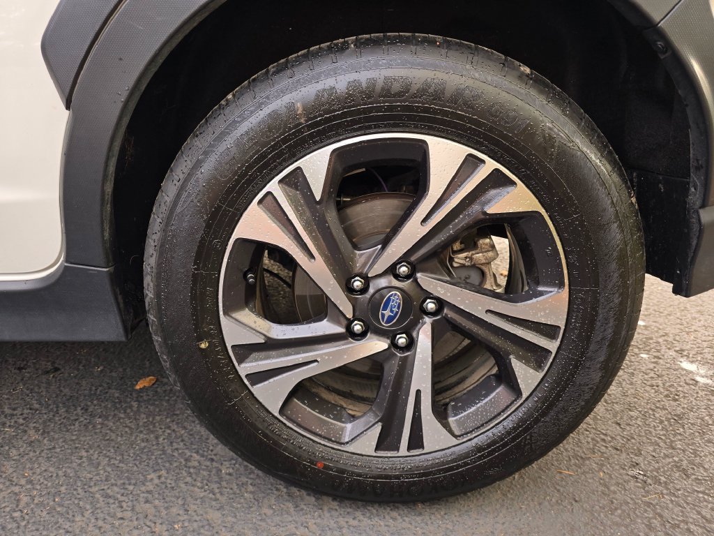 Certified 2026 Subaru Crosstrek 2.5i Premium AWD/4WD image 6