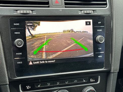 Used 2019 Volkswagen e-Golf SE image 16