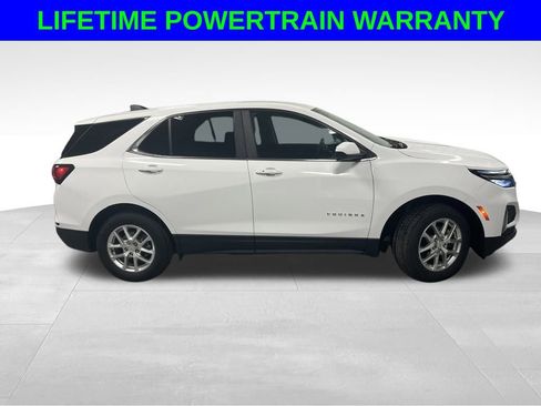 Used 2024 Chevrolet Equinox LT image 2