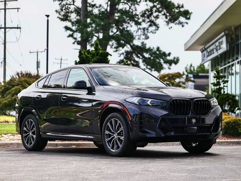 New 2027 BMW X6 xDrive40i AWD/4WD image 1