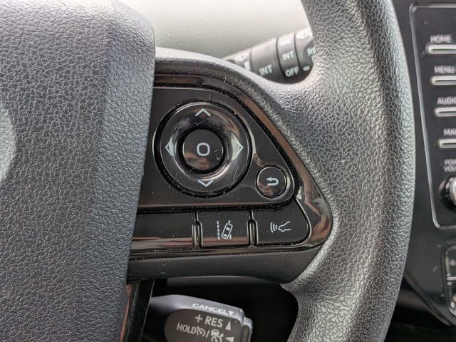Used 2020 Toyota Prius LE AWD/4WD image 28