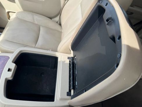 Used 2011 Chevrolet Tahoe LTZ image 25