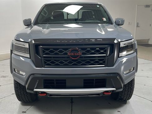 Used 2022 Nissan Frontier PRO-4X w/ Technology Package image 2