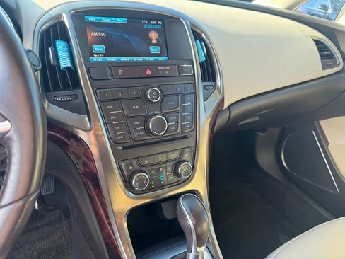 Used 2016 Buick Verano w/ Comfort Package FWD image 27