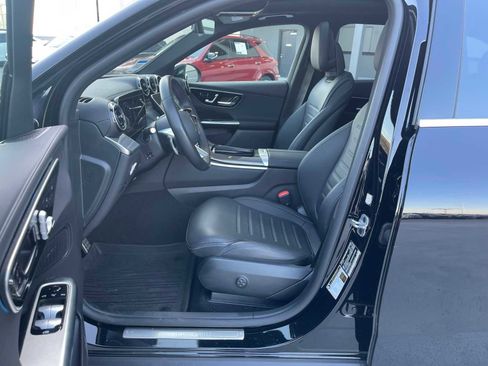 Certified 2025 Mercedes-Benz GLC 300 4MATIC image 35