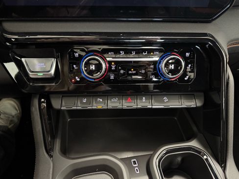 New 2026 GMC Sierra 2500 AT4 image 23