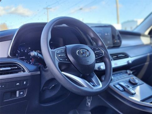 Used 2021 Hyundai Palisade SE image 20