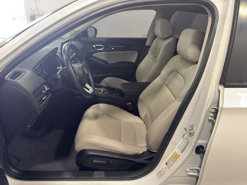 Used 2023 Honda Civic Touring image 25