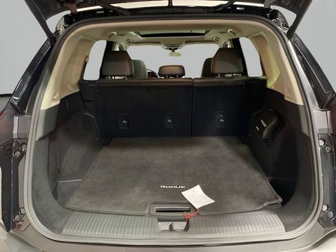 Certified 2023 Nissan Rogue SV w/ SV Premium B Package AWD/4WD image 25