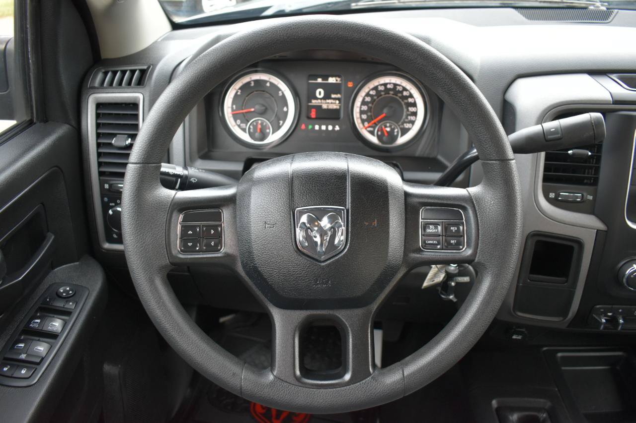 Used 2018 RAM 2500 Tradesman w/ Chrome Appearance Group AWD/4WD image 14