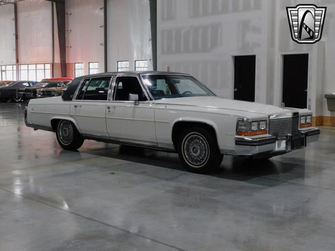 Used 1988 Cadillac Brougham image 5