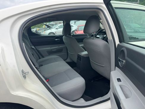 Used 2007 Dodge Charger w/ Popular Equipment Group RWD image 11