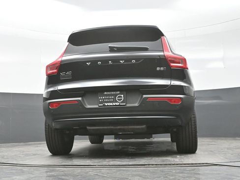 Used 2025 Volvo XC40 B5 Ultra image 26