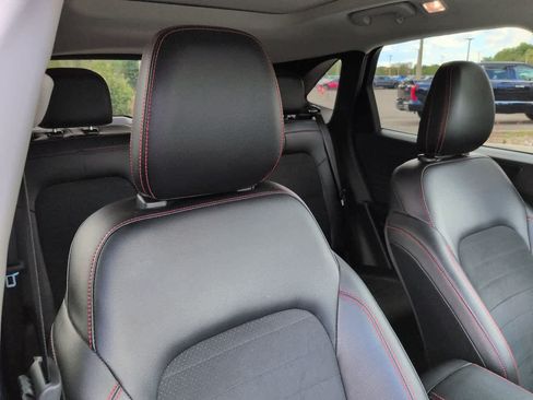 Used 2022 Ford Escape SEL w/ SEL Stealth AWD Package image 7