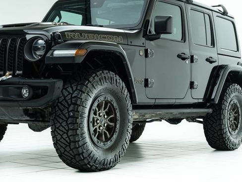Used 2022 Jeep Wrangler Unlimited Rubicon w/ Trailer Tow Package AWD/4WD image 9