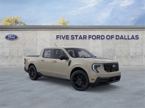 New 2025 Ford Maverick Lariat w/ Black Appearance Package image 7