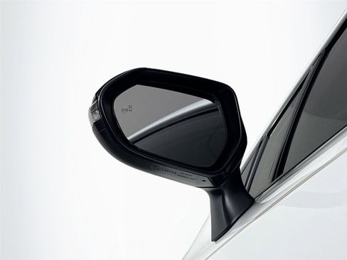 Certified 2024 Toyota Corolla SE w/ Convenience Package image 5