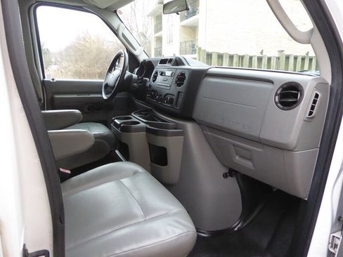 Used 2011 Ford E-350 and Econoline 350 XL w/ PWR Windows & Locks Group image 19