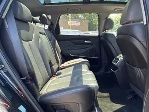 Used 2020 Hyundai Santa Fe SEL AWD/4WD image 16