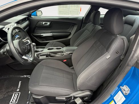 Used 2020 Ford Mustang Coupe image 10