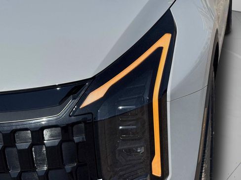 New 2026 Kia Sportage X-Line image 10