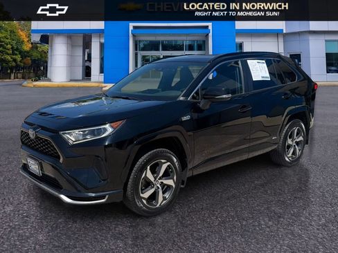 Used 2021 Toyota RAV4 SE w/ Weather & Moonroof Package AWD/4WD image 1