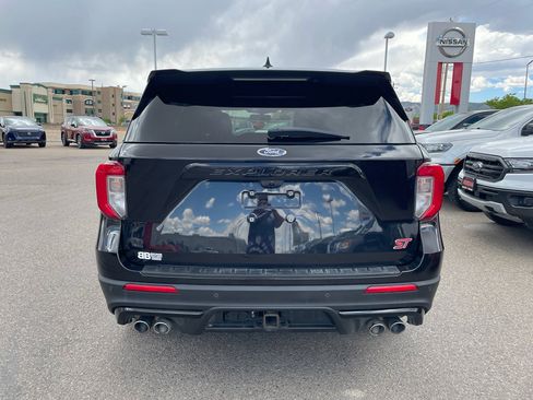 Used 2022 Ford Explorer ST w/ ST Street Pack image 4