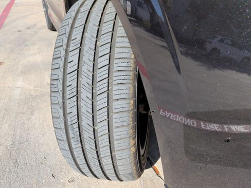 Used 2021 Volvo XC60 T5 Momentum image 12