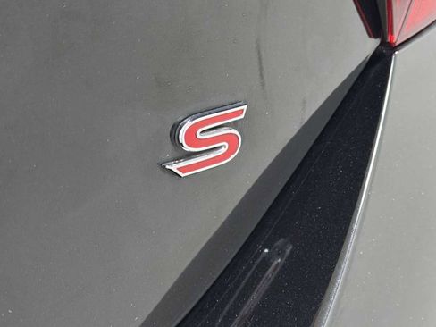 Used 2016 Toyota Corolla S image 27