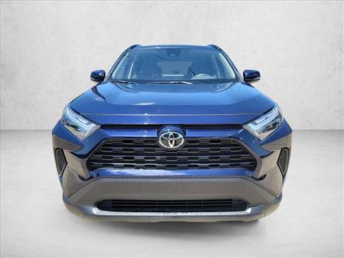 Used 2025 Toyota RAV4 XLE w/ Convenience Package FWD image 2