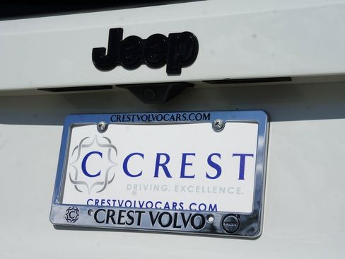 Used 2023 Jeep Renegade Trailhawk image 7