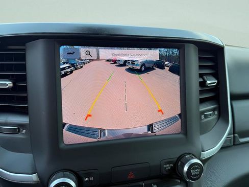 Used 2022 RAM 1500 Big Horn AWD/4WD image 8