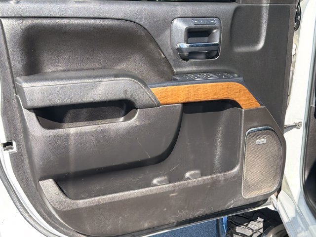 Used 2016 Chevrolet Silverado 2500 LTZ AWD/4WD image 15