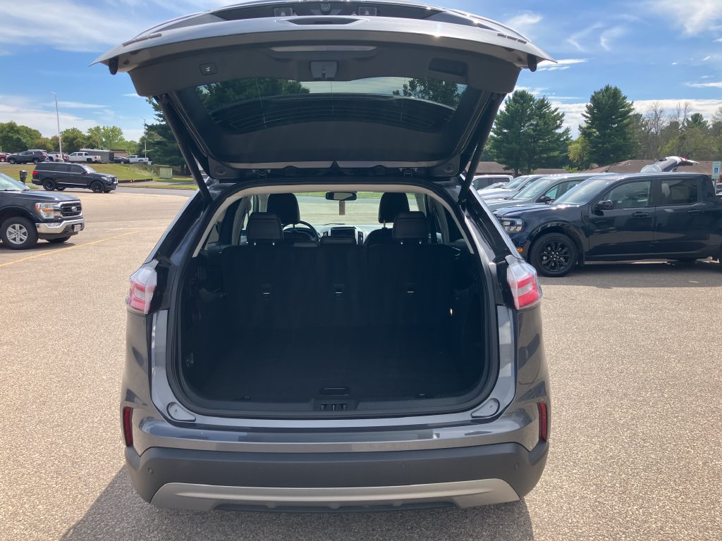 Used 2024 Ford Edge SEL w/ Convenience Package AWD/4WD image 17