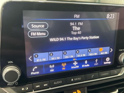 Used 2025 Nissan Altima 2.5 SV FWD image 23