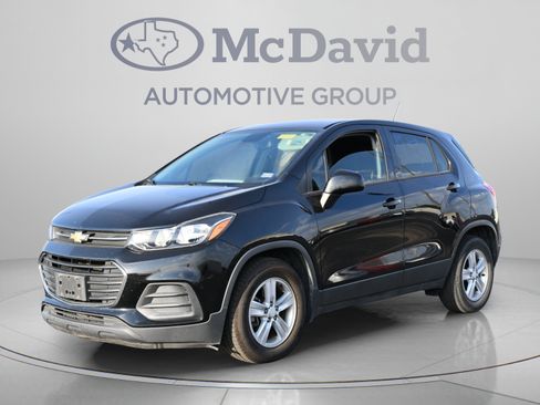 Used 2019 Chevrolet Trax LS FWD image 4