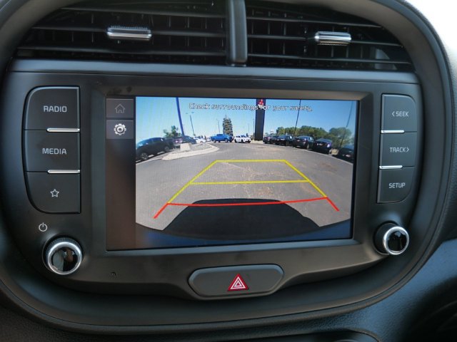 Used 2025 Kia Soul LX FWD image 27