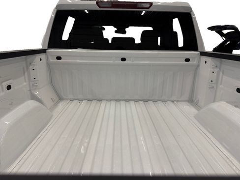 Used 2024 GMC Sierra 1500 Elevation w/ X31 Off-Road Package AWD/4WD image 27