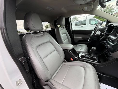 Used 2017 Chevrolet Colorado W/T RWD image 31