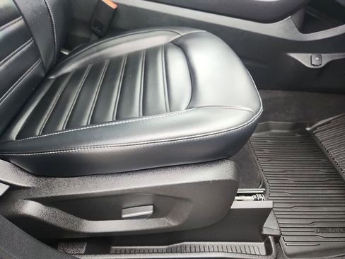 Certified 2023 Ford Edge SEL w/ Convenience Package image 33